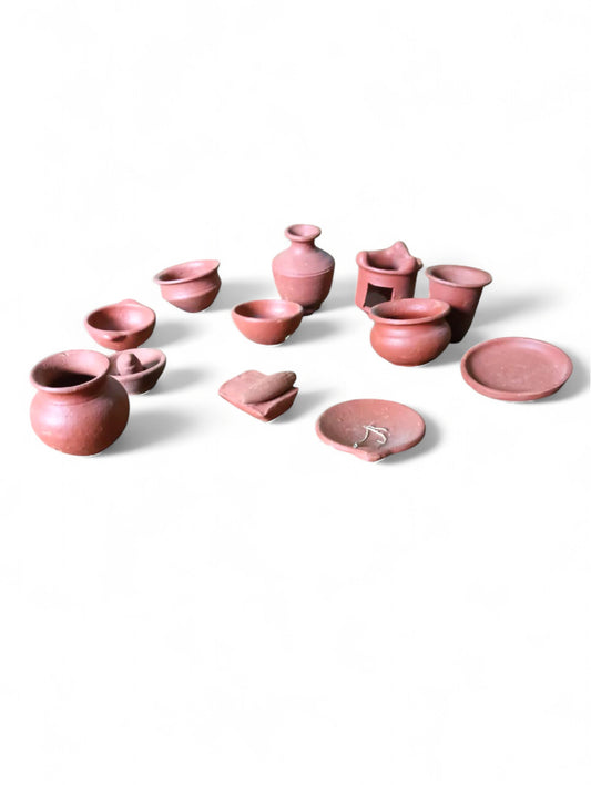 A Traditional World for Your Child's Imagination | 12-Piece Miniature Kitchen Set